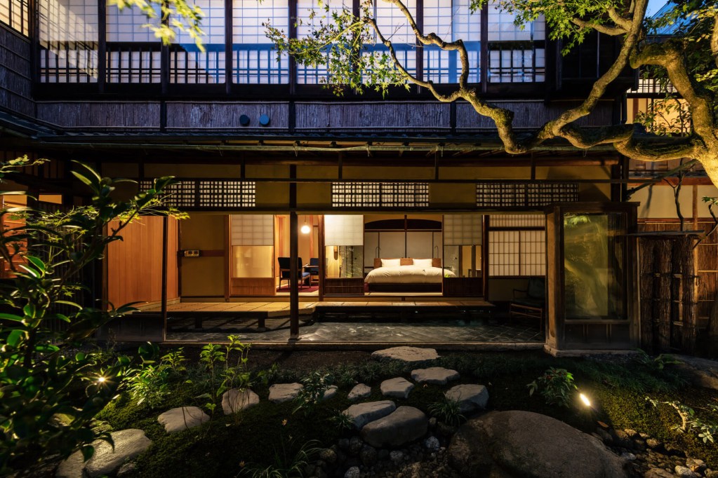 What makes Sowaka one of the best luxury hotels in Kyoto is its showcase of the best of local craftsmanship. With these elements of Kyoto and contemporary comforts, Sowaka delivers a truly immersive, luxury experience.